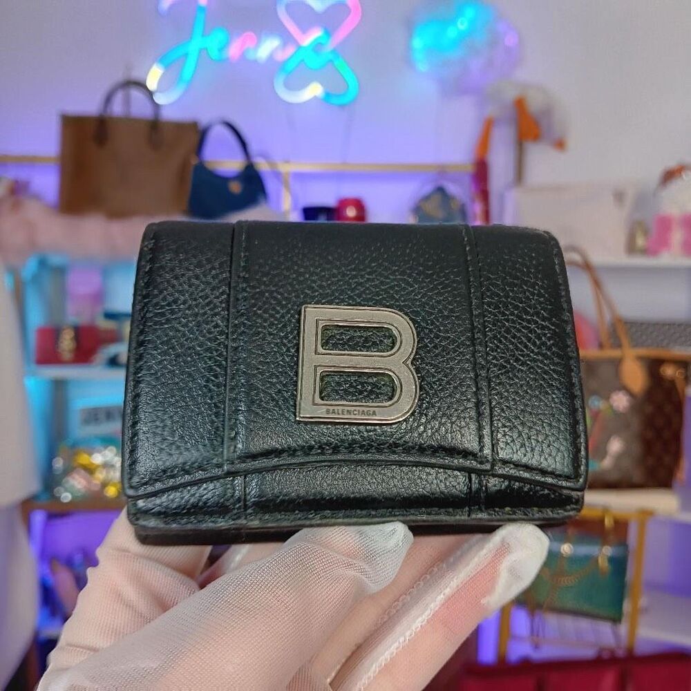 Balenciaga B Logo Black Leather Compact Trifold Wallet Women’s men’s